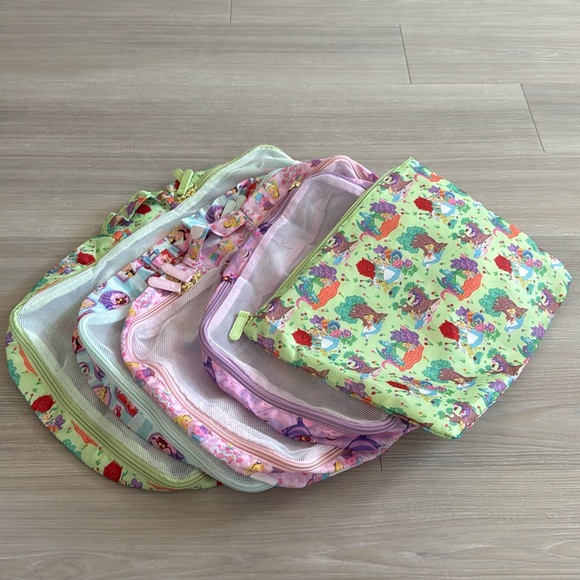 Stoney Clover Lane Disney Alice in Wonderland Packing Cubes - Picture 1 of 10